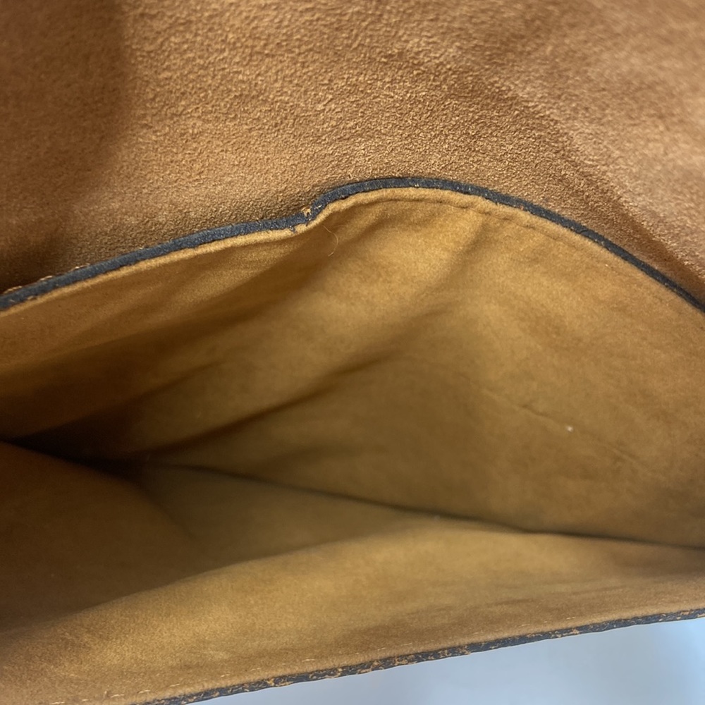 Patricia Nash Leather Clutch - Picture 12 of 13
